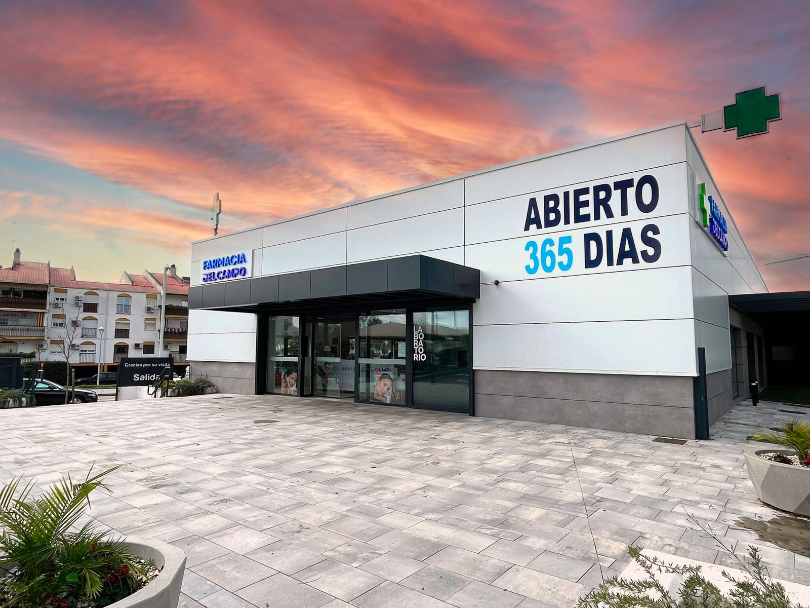 Profesionales Farmacia Del Campo